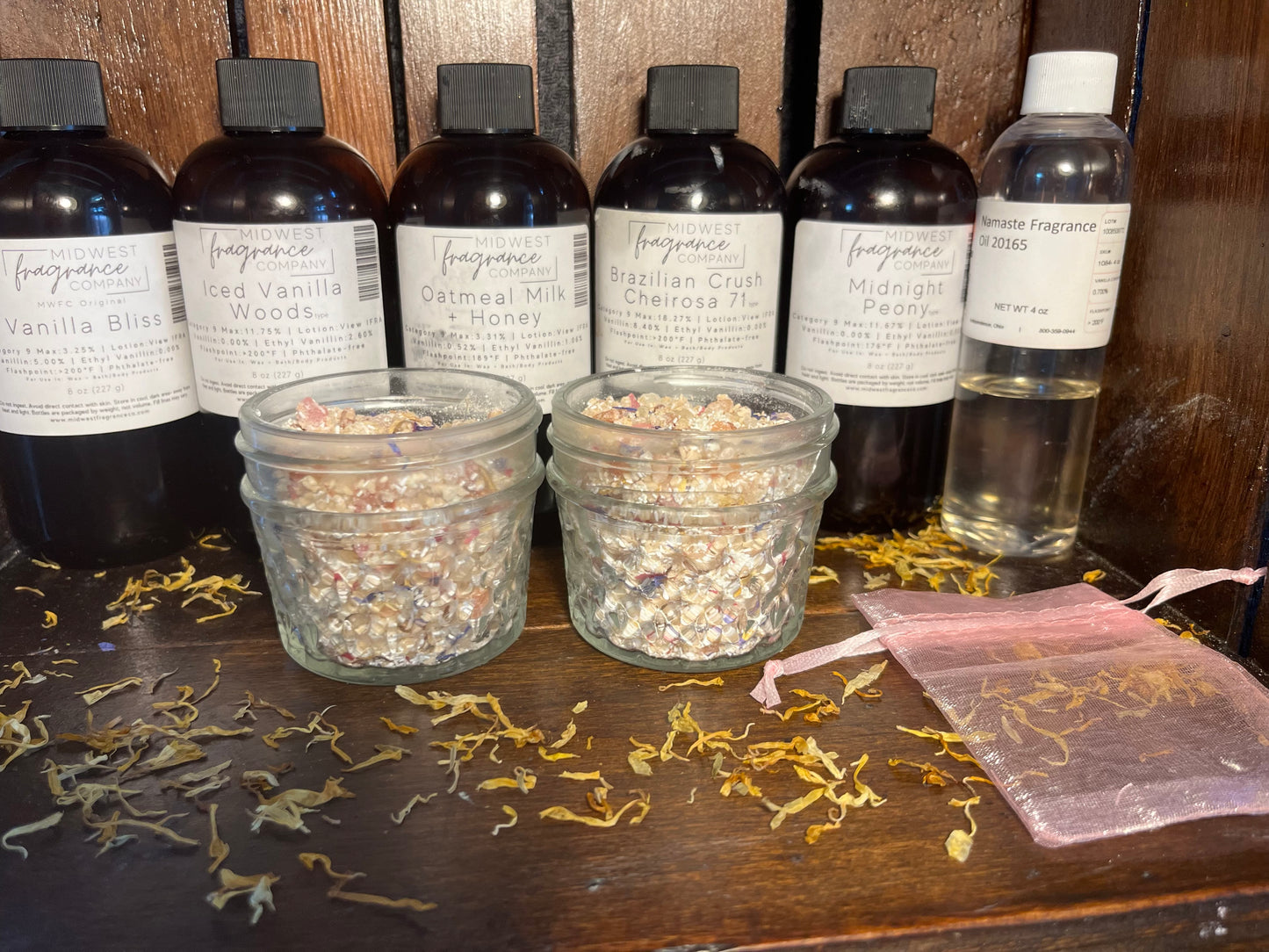 Buttermilk & Oats Bath Soak – Customizable Luxury Bath