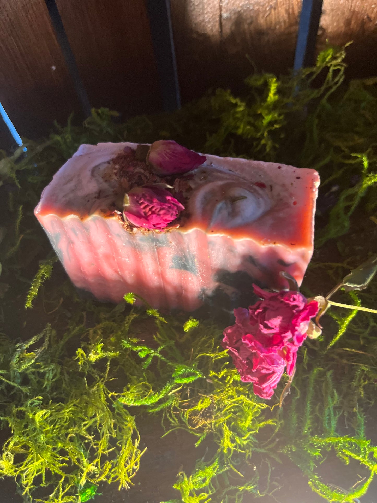 Midnight Rose Bar – Luxurious Floral Glow